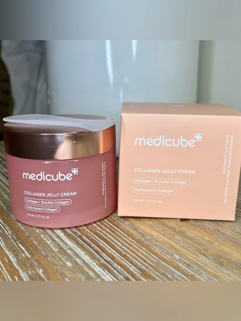 NIB Medicube Collagen Jelly Cream Full Size 3.71 fl oz/110ml Expires 1/2029